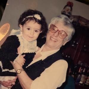 Meet your Posher, Lina